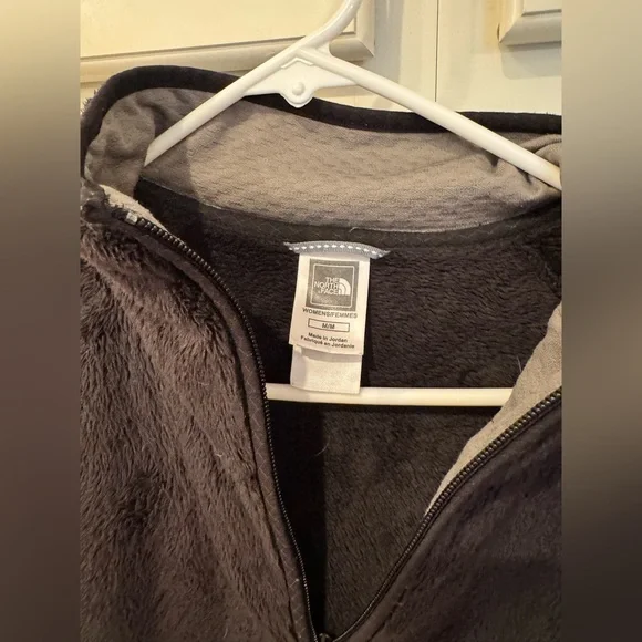 North face women’s pullover - Picture 2 of 3
